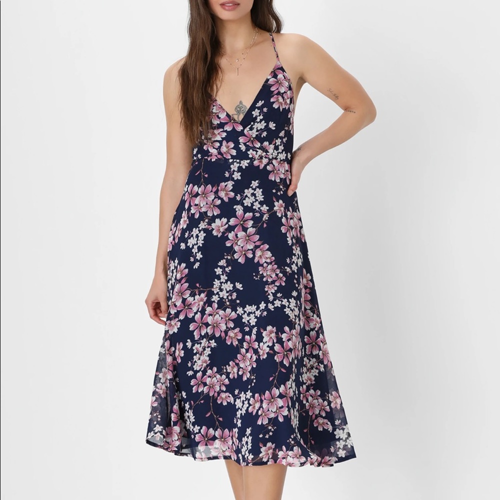 Brand new lulus floral dress